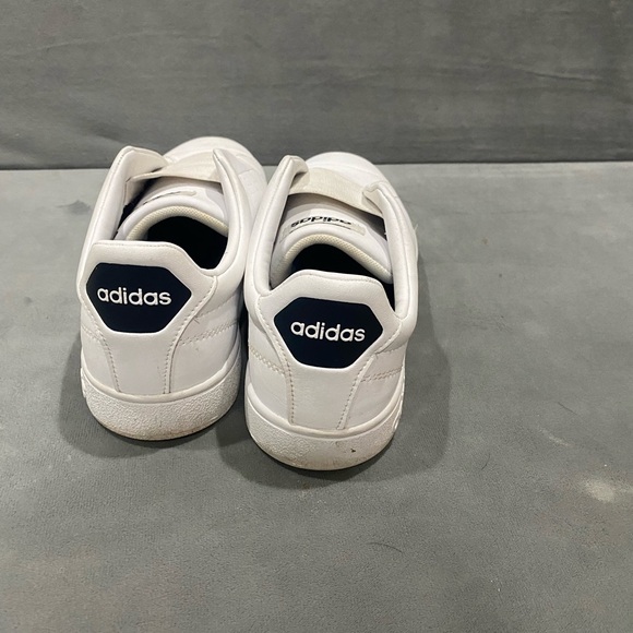 Adidas Classic White Slip-On Shoes womens size 8 - Picture 6 of 8